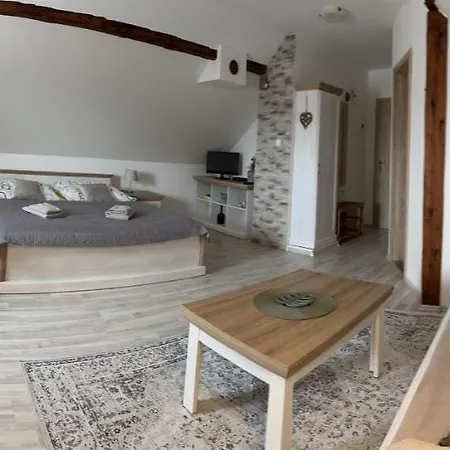 Apartmany Lavander Mikulov Exterior photo